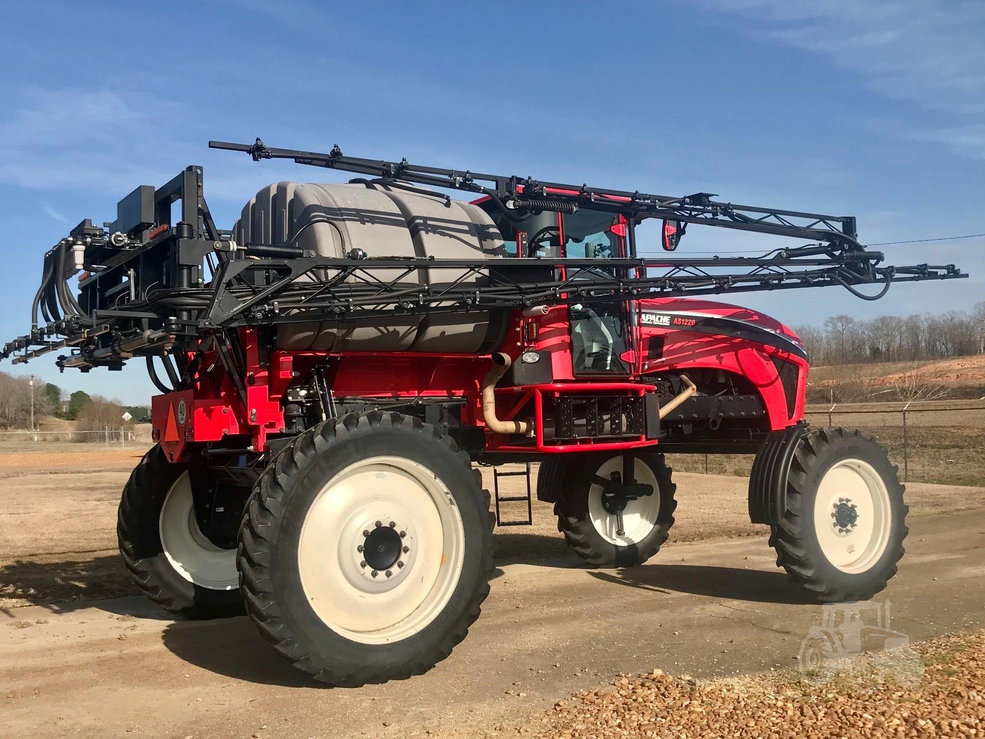 Used SelfPropelled Sprayers Apache Sprayers
